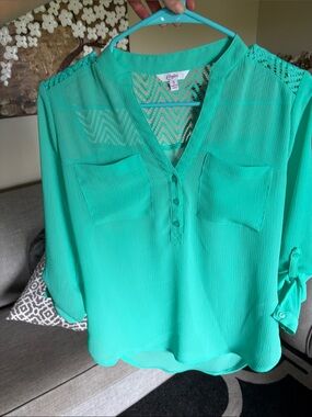 Candie's Seafoam Green Sheer V-Neck Button Blouse